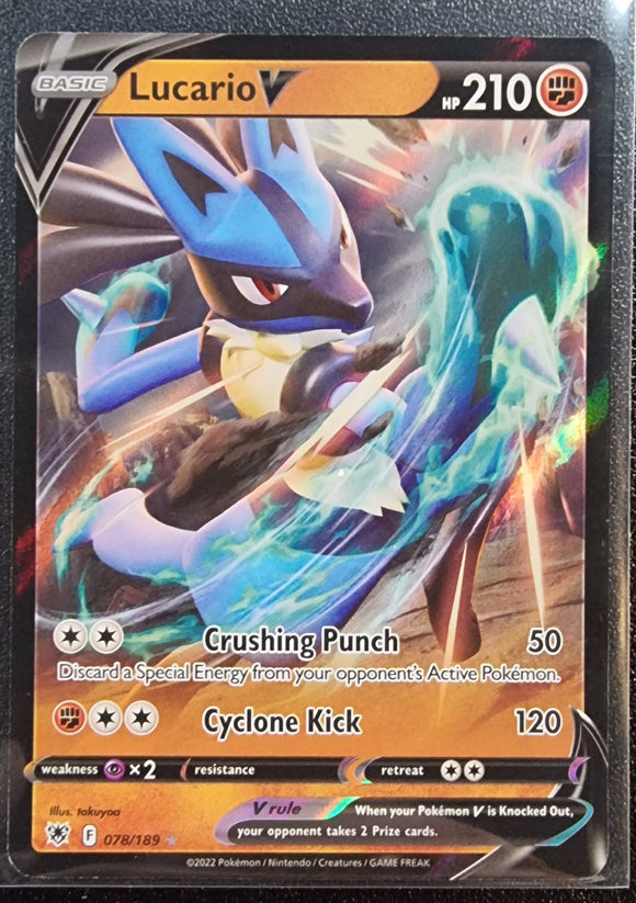 Lucario V Foil Pokémon Carta Em Português 27/73